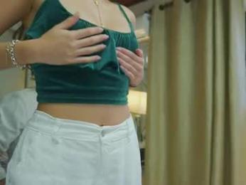 be_curiouss_ webcam model stream image