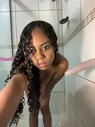 LorenaSirena webcam model stream image