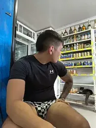 OliverWest04 webcam stripchat model stream image