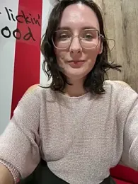 The_Snowwhitee webcam model stream image