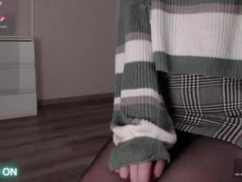 noelleneptune webcam chaturbate model stream image