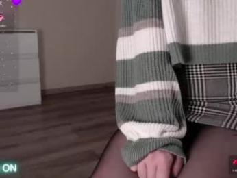 noelleneptune webcam model stream image