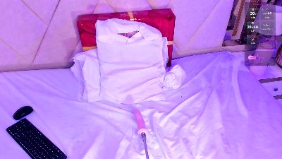 LunaPleasure webcam model stream image