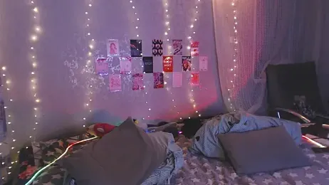 White_Truffle webcam model stream image