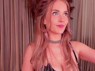 daintydell webcam model stream image