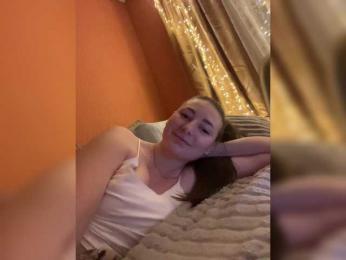 LadyCherry webcam model stream image