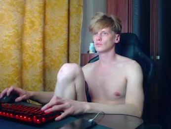 shyredstar webcam chaturbate model stream image