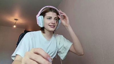 GriselCuneo webcam model stream image