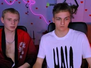 john-lik webcam camsoda model stream image