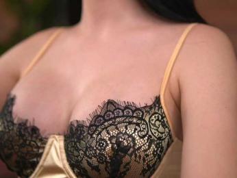 KairaAndrews webcam model stream image