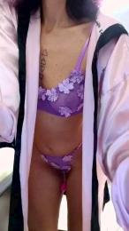 Caledoniax2 webcam cam4 model stream image