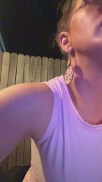 Lynniexo webcam model stream image