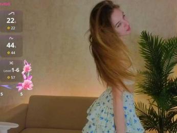 Kiana-White webcam bongacams model stream image