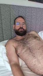 ScruffBear webcam model stream image