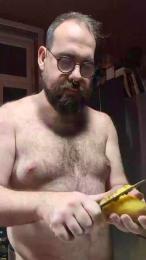 ScruffBear webcam model stream image