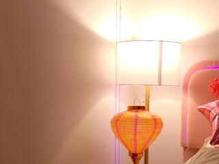 Maci Reynolds webcam model stream image