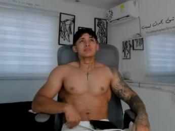 lunay_xtreemboy webcam chaturbate model stream image