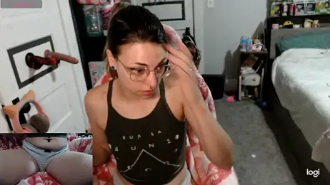 KierBearKisses webcam stripchat model stream image