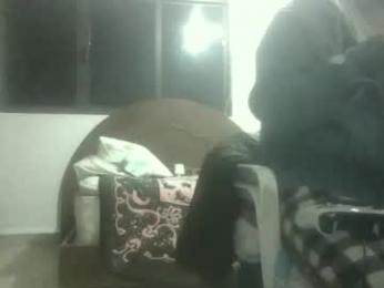 skanky_little_dolls webcam model stream image