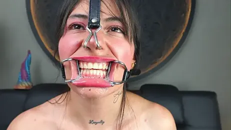 miss_sharlotte18 webcam model stream image