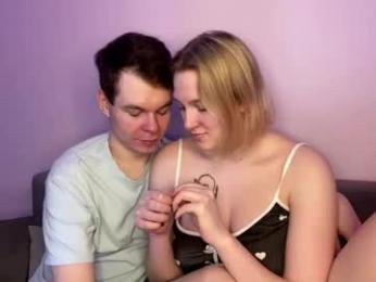 julielourens webcam model stream image