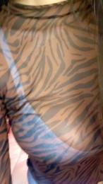 Apriilhot webcam model stream image