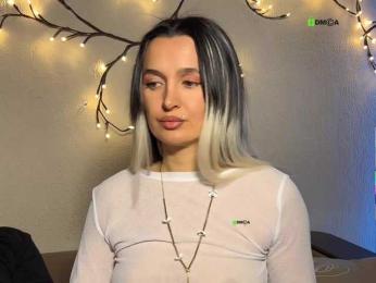 Sabrina_Smith webcam bongacams model stream image