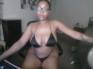 thelifeofmalij webcam model stream image