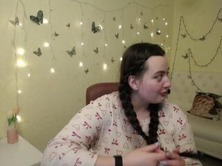 Milana Ora webcam flirt4free model stream image