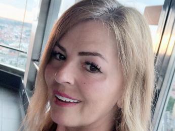 NathalieFare webcam model stream image