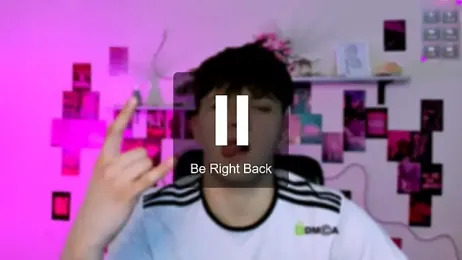 travis_wolf_ webcam model stream image