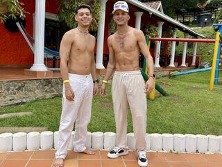 Adam & Pitter webcam model stream image