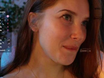 _Q_ webcam bongacams model stream image