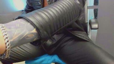 AronGrant webcam model stream image