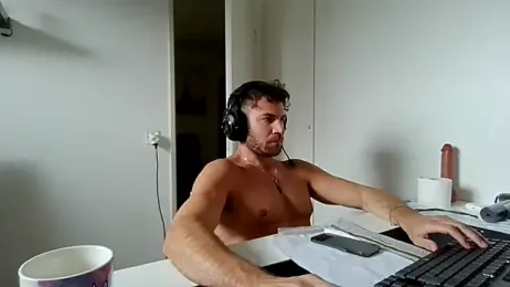 alpha-hunk webcam model stream image