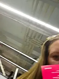 Melissa1994- webcam model stream image