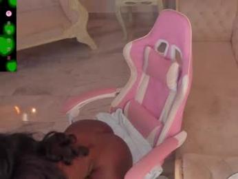 shantallknowless webcam model stream image