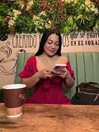 Abril10_ webcam model stream image