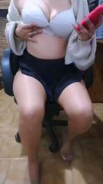 Yunicosaka webcam cam4 model stream image