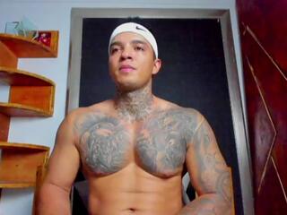 Matius Coslink webcam model stream image