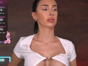 KairaAndrews bongacams stream image