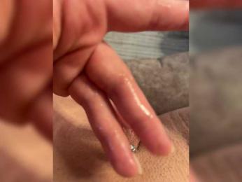 juicy-peachh bongacams stream image, 11.06.2025 06:00