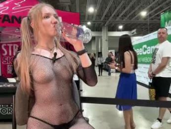 eve003300 chaturbate stream image, 27.06.2025 21:10