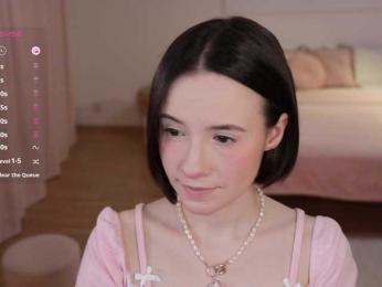 MissEssie bongacams stream image, 04.07.2025 14:10