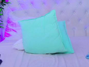 AriannaSins bongacams stream image, 21.07.2025 15:30