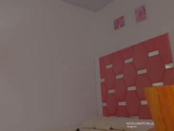 nicolle_mitchelle chaturbate stream image, 06.08.2025 11:40