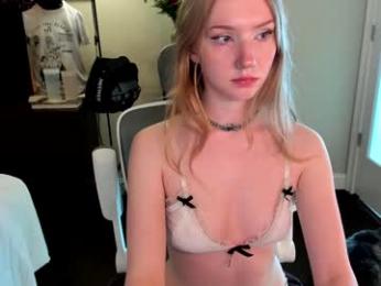 eve003300 chaturbate stream image, 25.08.2025 22:20