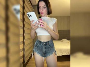 BabyDarii bongacams stream image