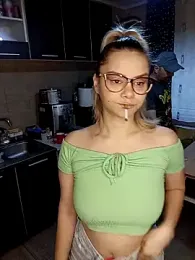 Tasty_Shape stripchat stream image