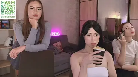 caressyourself stripchat stream image